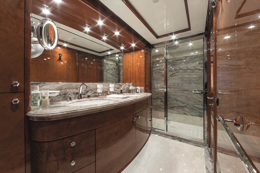 Luxury charter yacht Checkmate